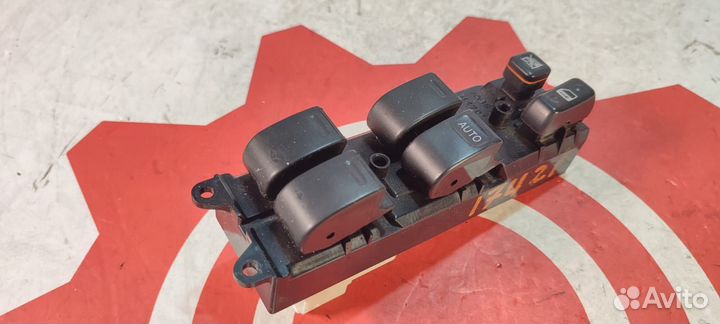 Блок управления стеклоподъемниками Toyota Camry