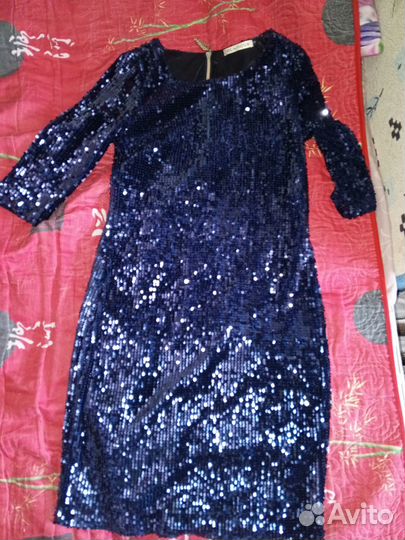 Платье вечернее, блестящее с паетками