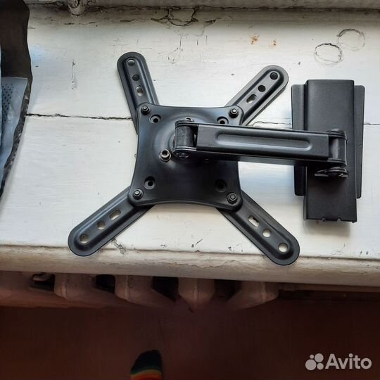 Крепление для телевизора на стену