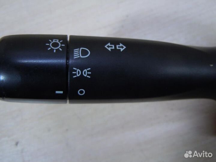 Подрулевой переключатель поворотов Subaru Foreste