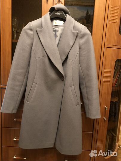 Пальто женское демисезонное,48