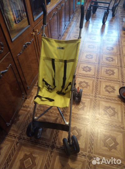 Прогулочная коляска трость