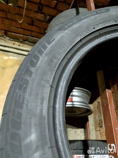 Bridgestone Potenza RE002 Adrenalin 195/60 R15