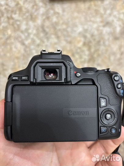 Зеркальный Фотоаппарат Canon eos 250D 18 55mm