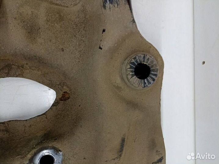 Подрамник передний