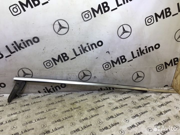 Молдинг стекла передний правый Mercedes Cl-Класс
