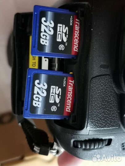 Зеркальный фотоаппарат Nikon D7000 + объектив