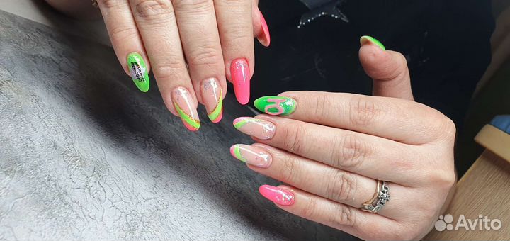 Моделирование наращивание ногтей