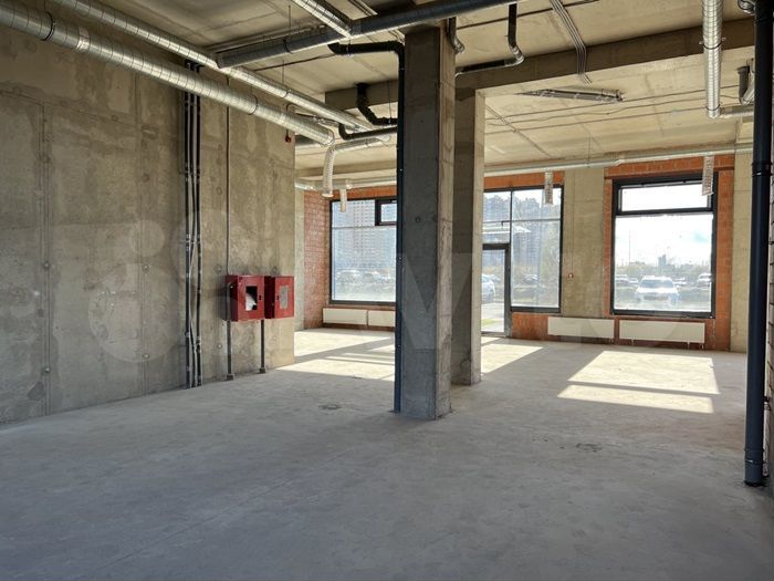 Витрины, парковка, 31 кВт, h 4.4м