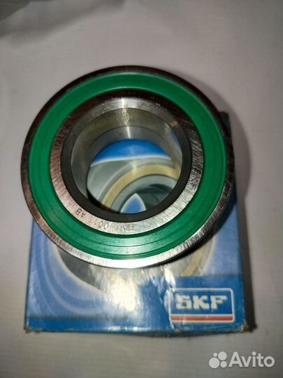 Подшипник ступицы передний VW