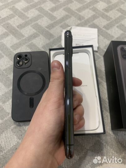iPhone 11 Pro, 64 ГБ