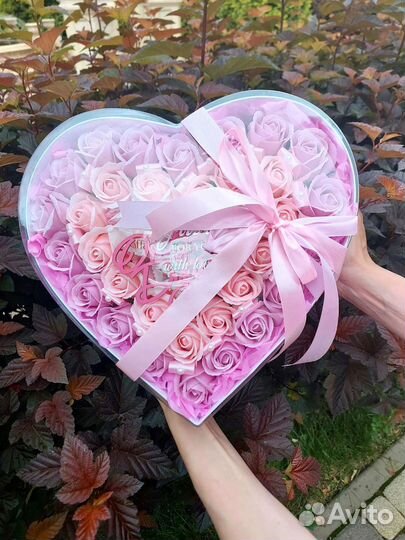 Подарочный набор сердце из роз