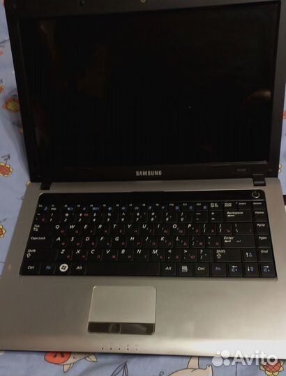 Samsung RV408, T4300, 4Gb, ssd 240Gb