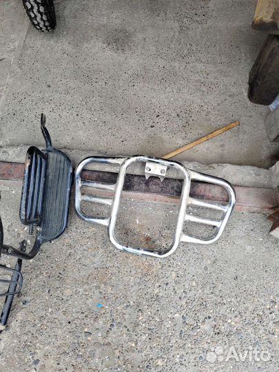 Запчасти от мотоцикла (навесное)