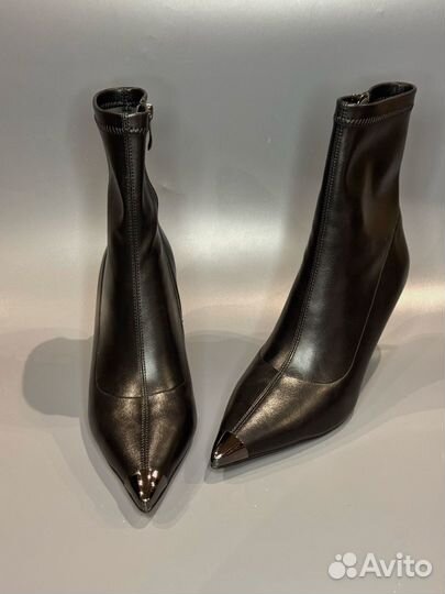 Ботильоны с металическом носом