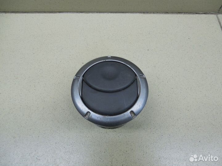 Дефлектор воздушный Duster 2012