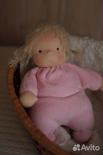 Кукла в пришивном комбинезоне