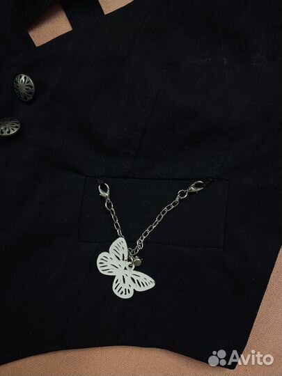 Школьный жилет короткий