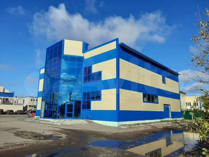 Торговое помещение 830 м²