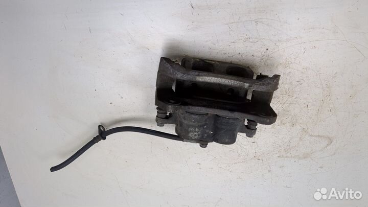 Суппорт Toyota Highlander 2, 2013