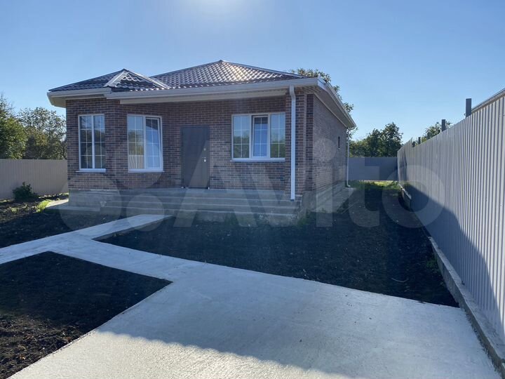 Дом 111 м² на участке 6,4 сот.