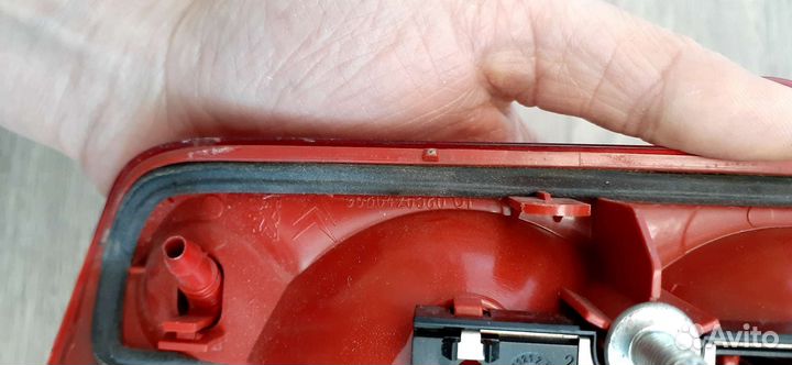 Фонарь стоп сигнал задний Пежо 308 peugeot