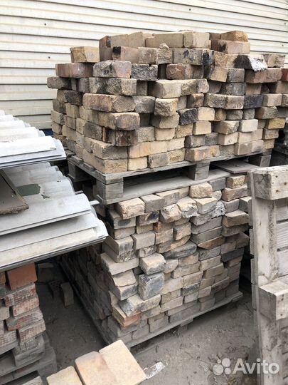 Кирпич огнеупорный