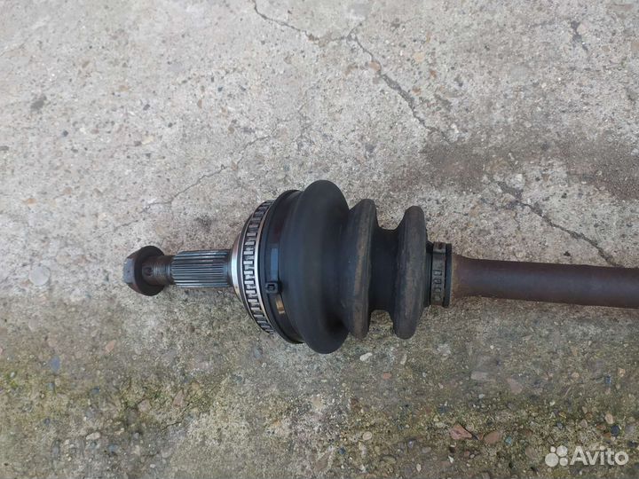 Привод передний левый Тойота Corolla CE110