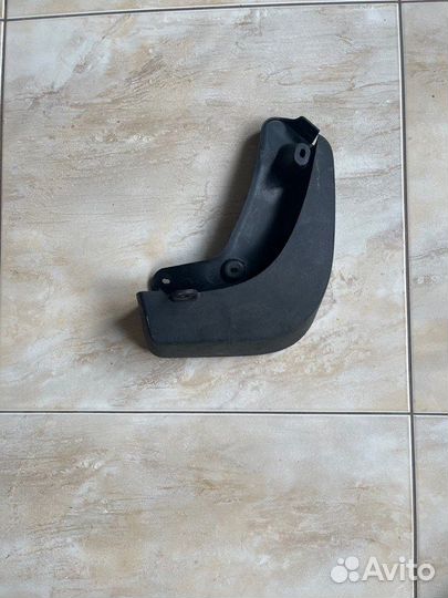 Брызговик задний правый Audi A 1 8 X