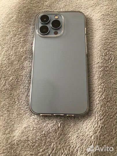 Чехол на iPhone 13 pro