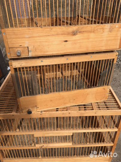 Клетка для птиц из дерева