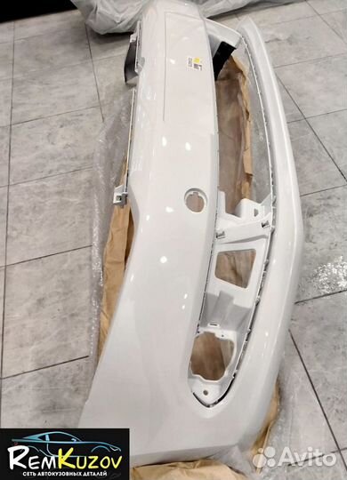 Бампер Volkswagen Polo (2009-2015) Белый Все цвета