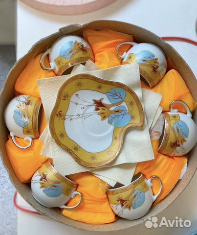 Кофейный фарфоровый сервиз