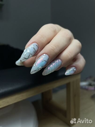 Мастер маникюра