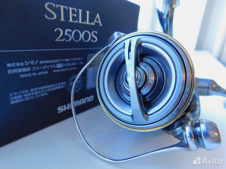 Shimano 18 Stella 2500S