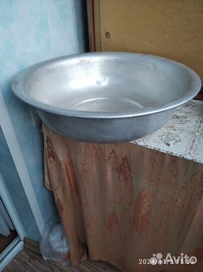 Алюминиевый таз