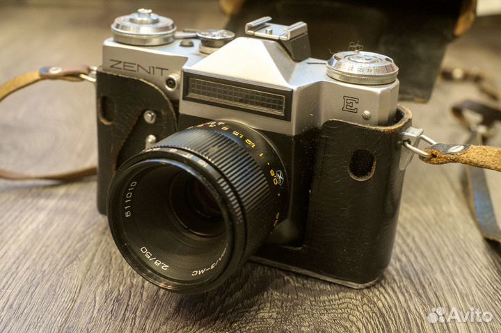 Фотоаппарат Зенит Е + Индустар-61Л/3-мс