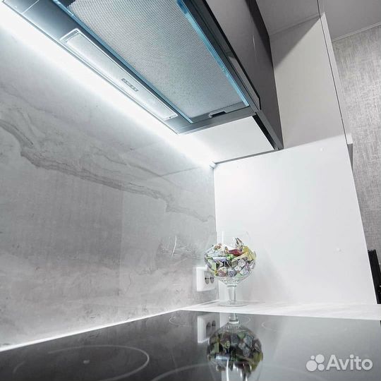 П образная кухня на заказ под ключ в Москве