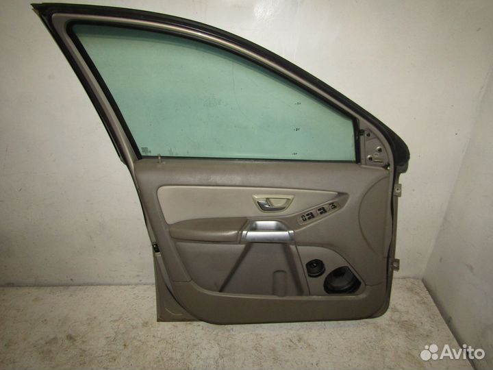 Дверь передняя левая Volvo XC90 (C) I (2002-2006)