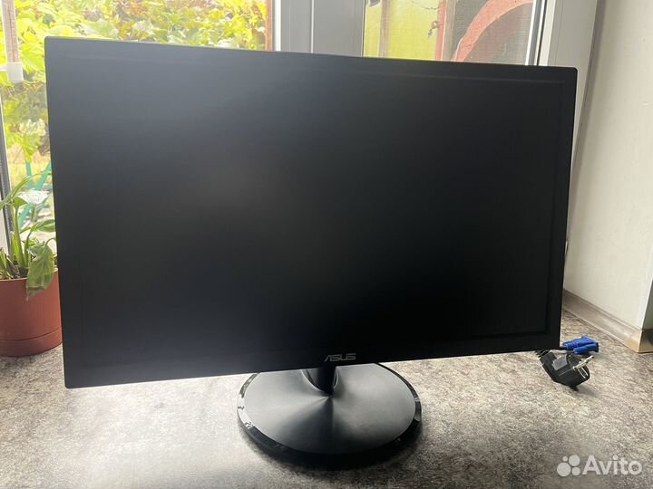Монитор Asus