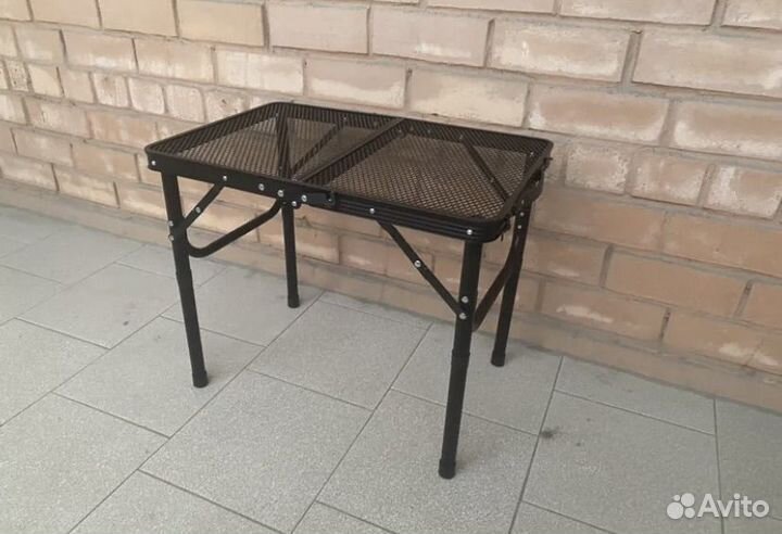 Складной стол металлический 60х40х50