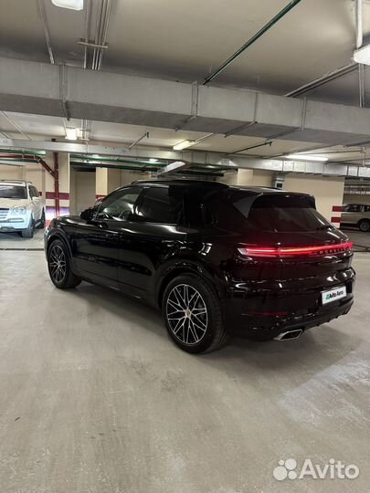 Porsche Cayenne 3.0 AT, 2023, 150 км