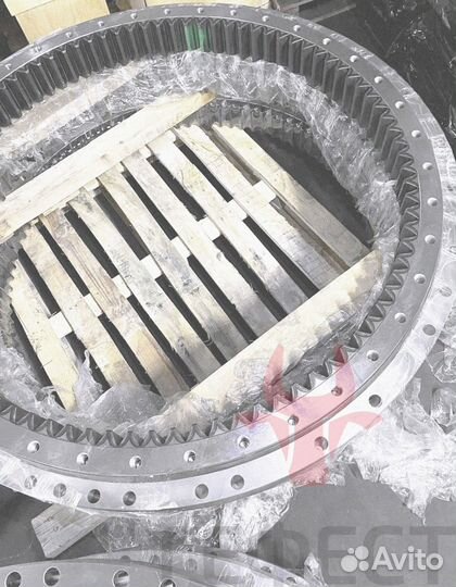 Поворотный круг Hyundai R330LC-9A 81N9-01021