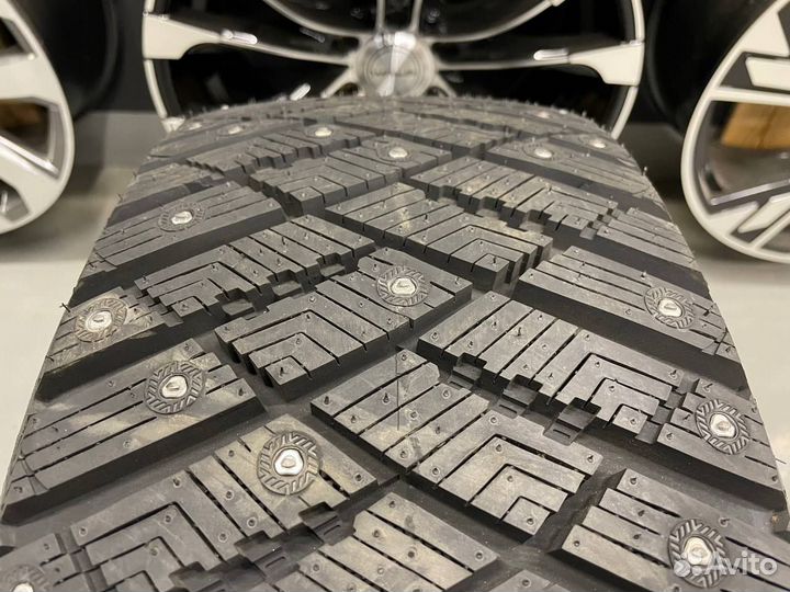 Goodyear Ultragrip Ice Arctic 255/65 R17 110T