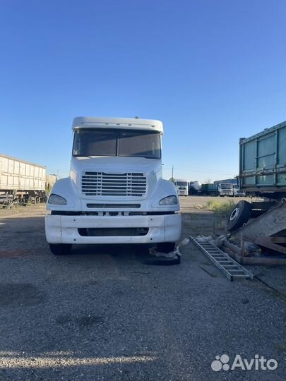 Freightliner Columbia, 2003