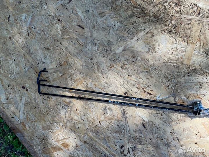 Торсионы крышки багажника (пара) Hyundai Solaris 1