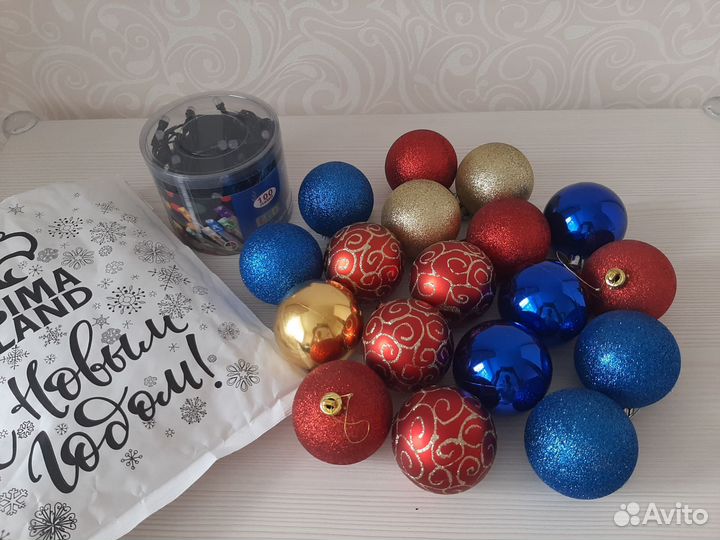 Гирлянда/звезда/мишура/ёлочные игрушки