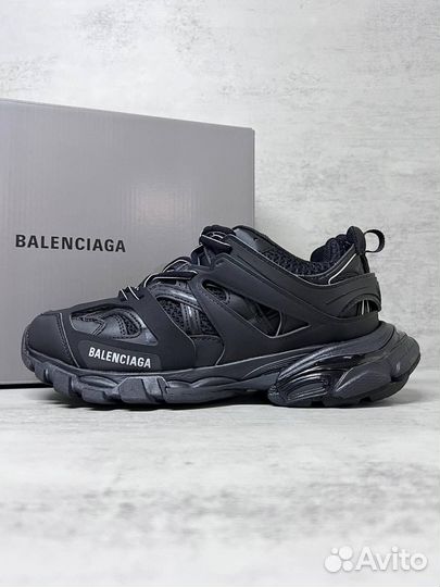 Кроссовки Balenciaga — роскошь и стиль на ваших ногах