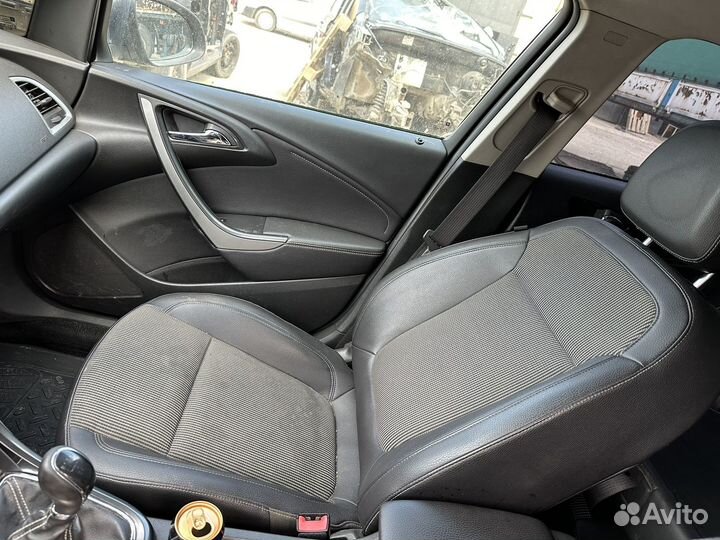 Салон opel astra j cosmo