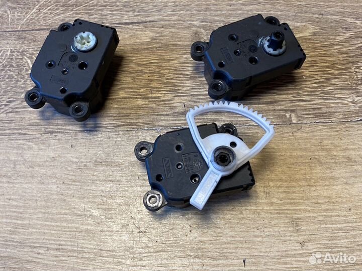 Peugeot 206 привод заслонки печки